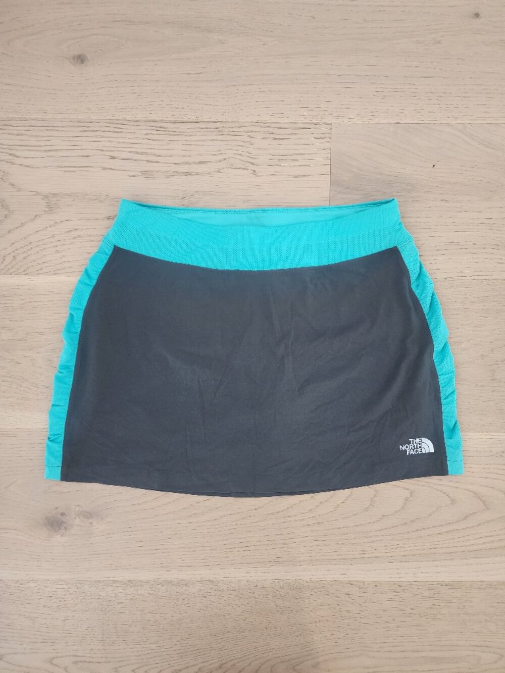 North Face Exercise Skort size S
